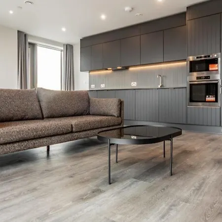 London East Village Apartment With City Views